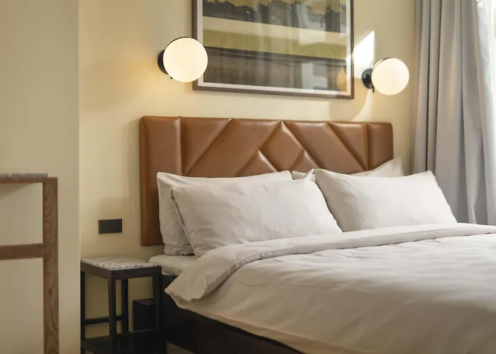 Mayfair Szálloda 4*