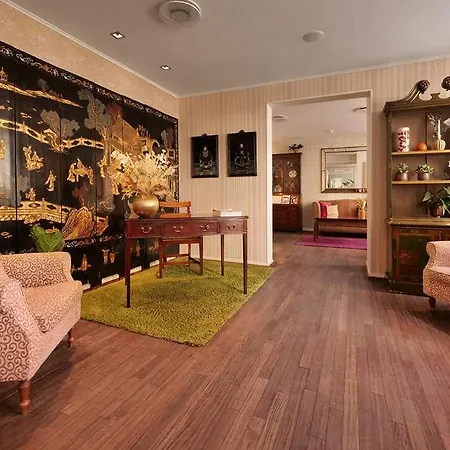 Szálloda Mayfair 4*