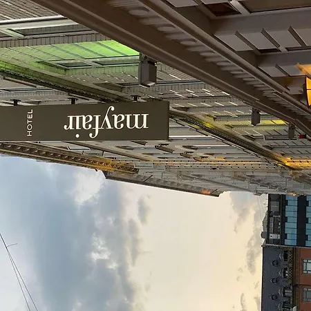 Mayfair Hotel 4*