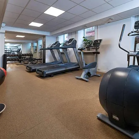 Szálloda Mayfair 4*